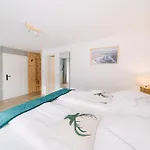 Aparthotel Black Forest Dream 4*
