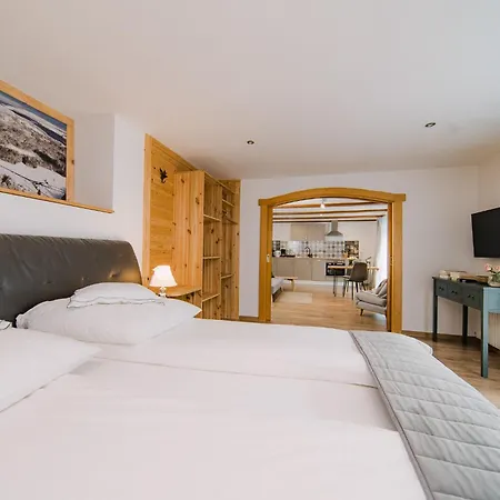 Black Forest Dream 4*